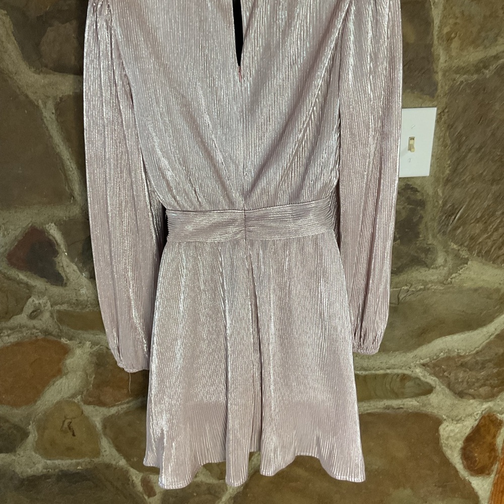 1.4.3. Story by Line Up Metallic Blush Plissé V-Neck Long Sleeve Dress - Picture 3 of 16